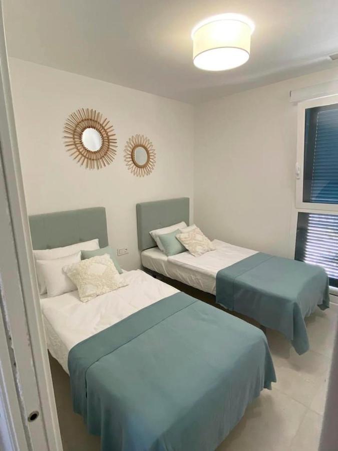 Luxury Apartment Turquesa Del Mar Alicante Eksteriør billede