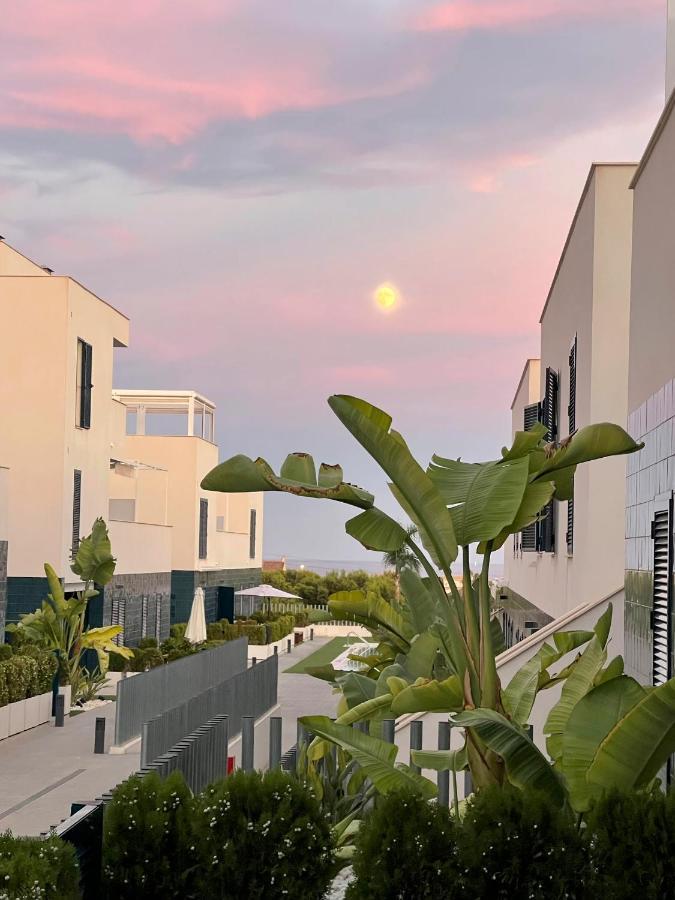 Luxury Apartment Turquesa Del Mar Alicante Eksteriør billede